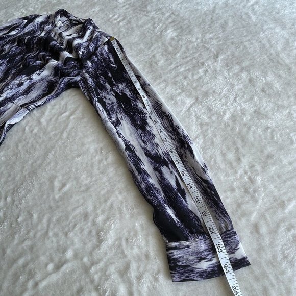 Simply Vera Wang Tie Dye Abstract Print Blouse Womens S Purple Handkerchief Hem - Picture 8 of 12
